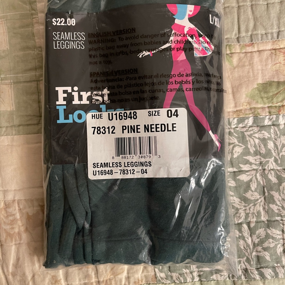 Ladies Dark green leggings